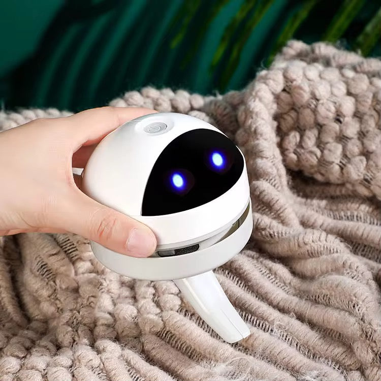Mini desktop vacuum cleaner