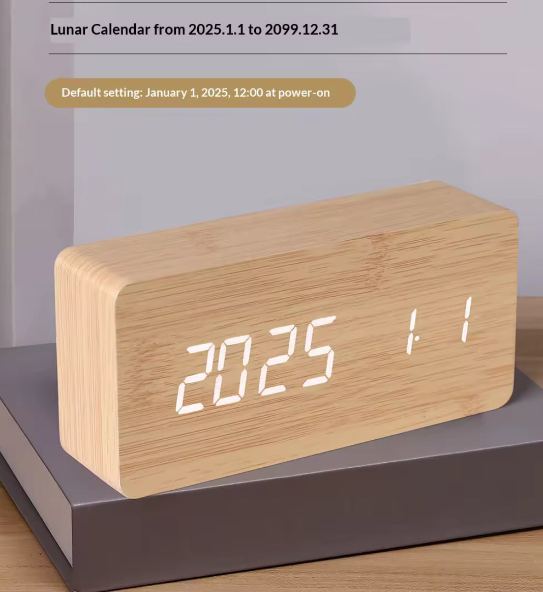 Nordic wooden grain alarm clock